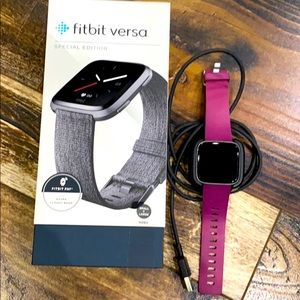 Fitbit Versa Special Edition
